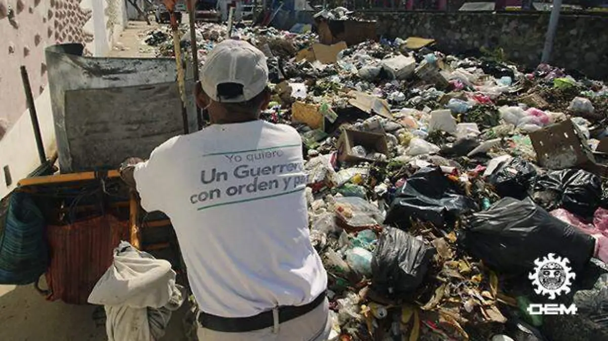 Acapulco - Basura llena las calles de Acapulco 5